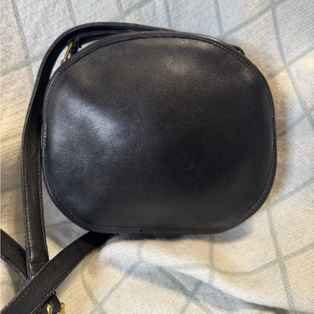 Coach - VINTAGE Chester/Canteen Pre 1994 - Made In the USA - Black #9901 - Picture 2 of 8